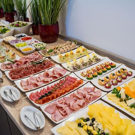 Hotel Kuznia Napoleonska 테레진 외부 사진