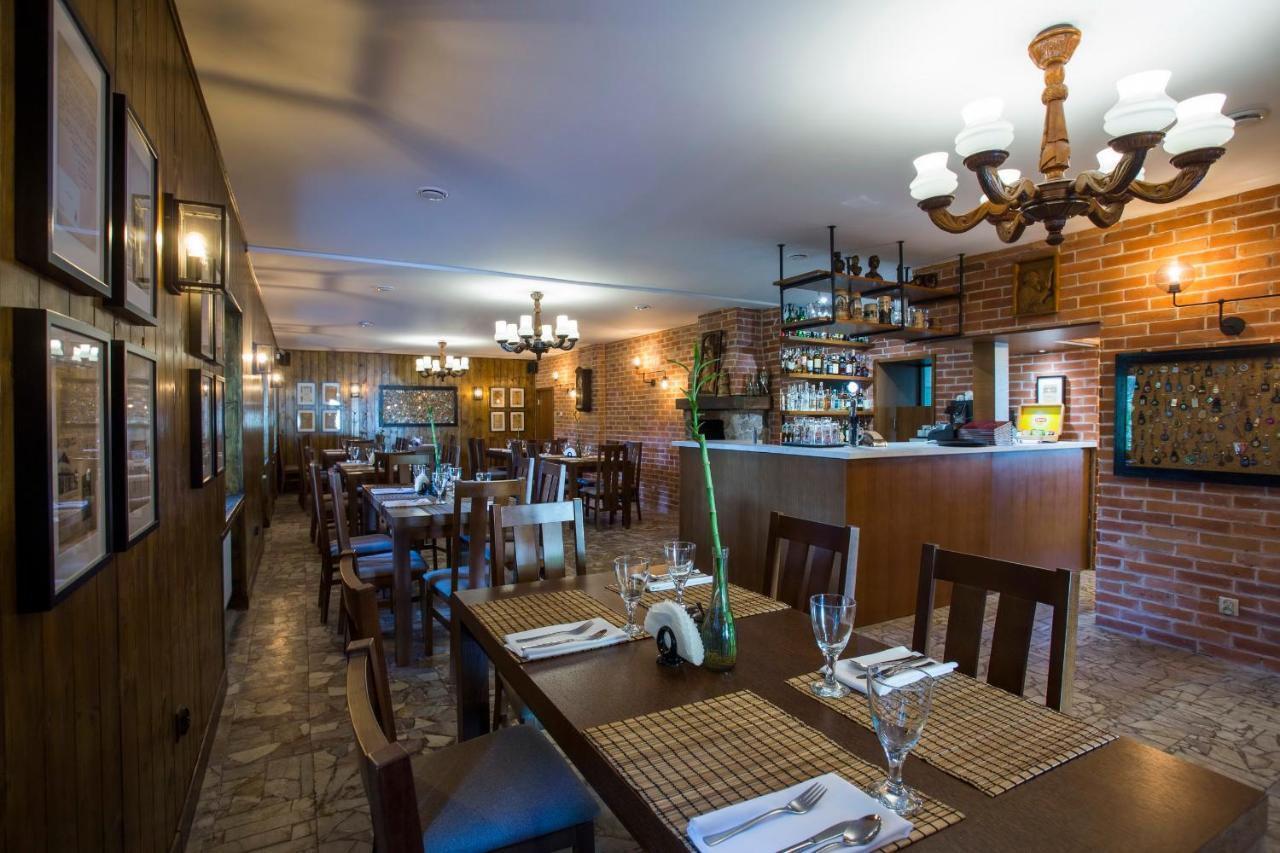 Hotel Kuznia Napoleonska 테레진 외부 사진