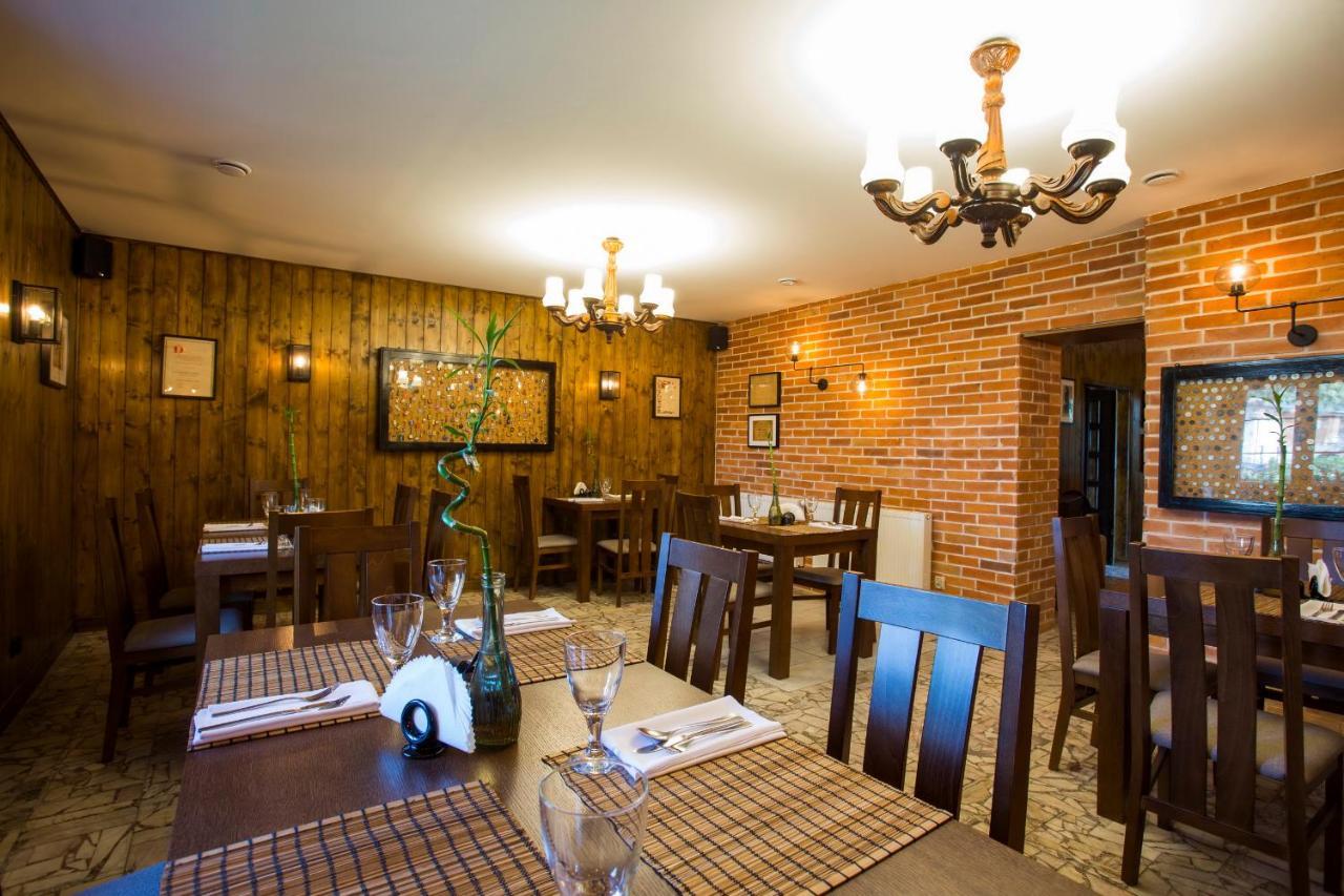 Hotel Kuznia Napoleonska 테레진 외부 사진