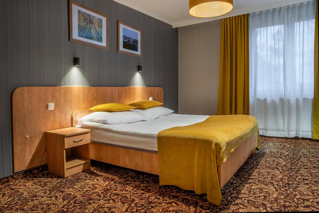 Hotel Kuznia Napoleonska 테레진 외부 사진