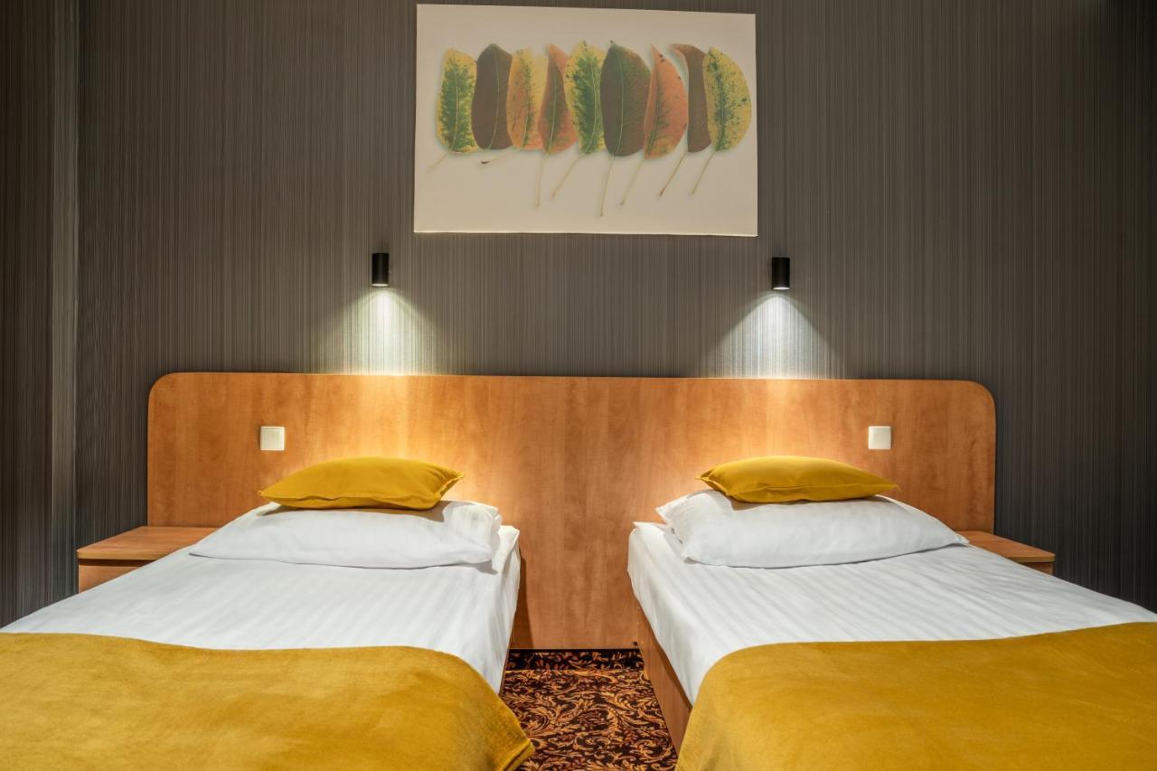 Hotel Kuznia Napoleonska 테레진 외부 사진