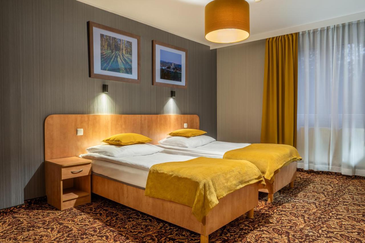 Hotel Kuznia Napoleonska 테레진 외부 사진