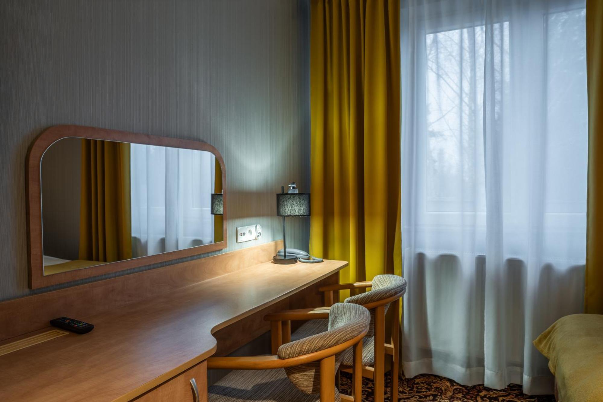 Hotel Kuznia Napoleonska 테레진 외부 사진