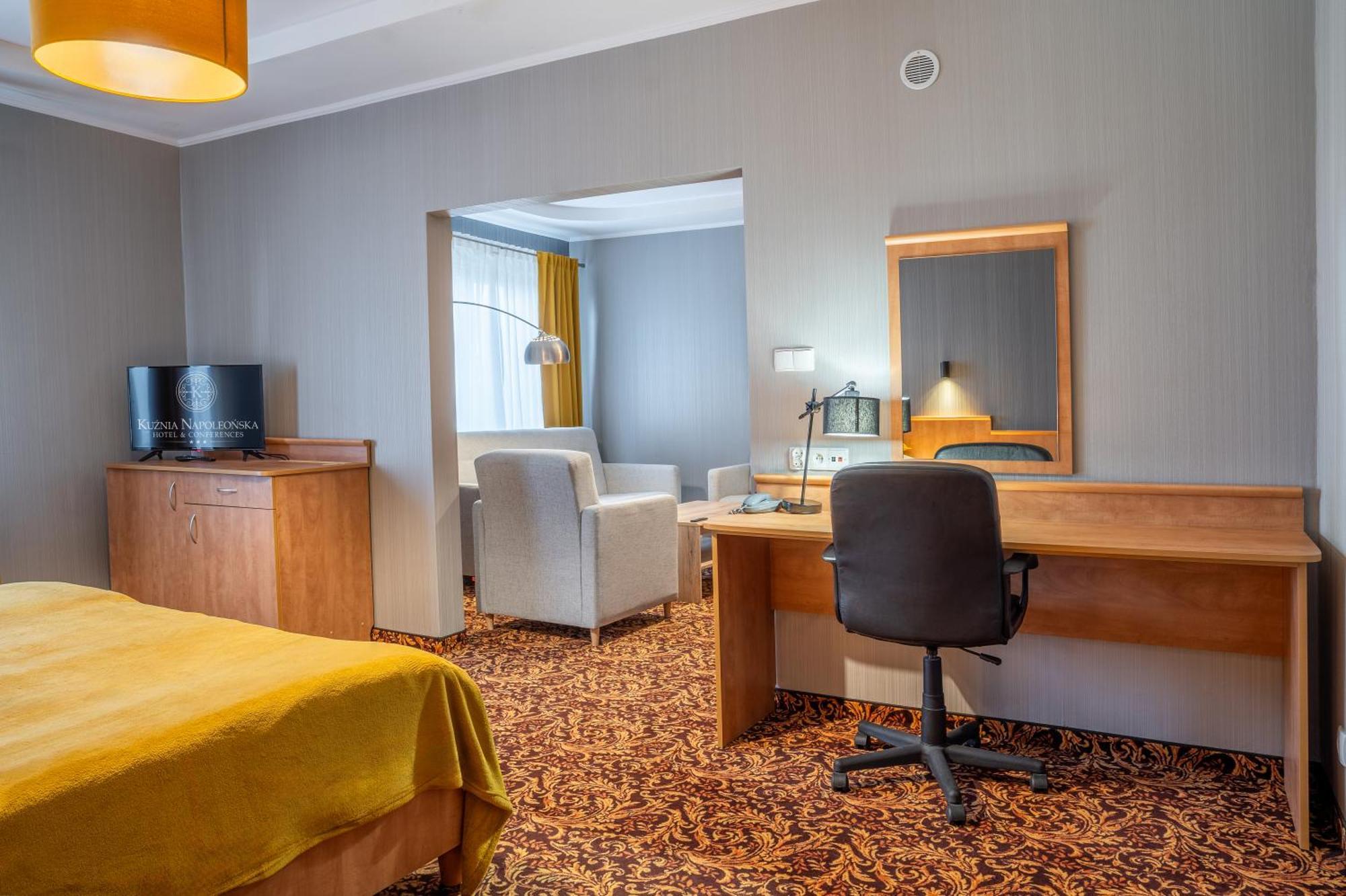 Hotel Kuznia Napoleonska 테레진 외부 사진